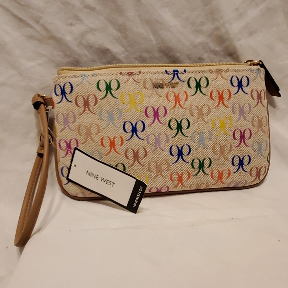 Nine West wristlet
